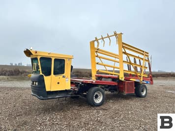 Main image New Holland H9880