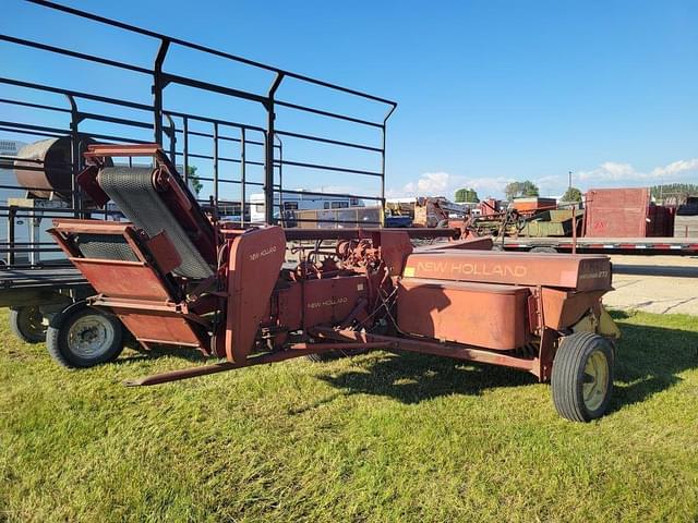 Image of New Holland 273 equipment image 1