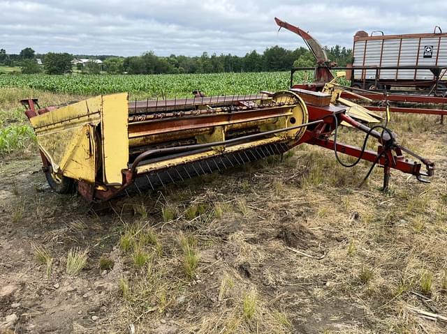 Image of New Holland 469 equipment image 3