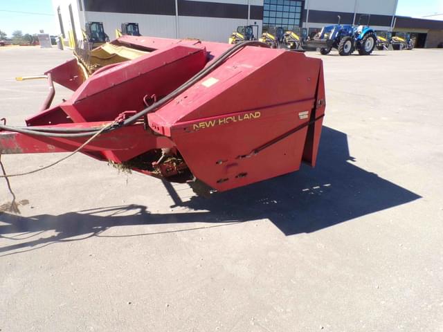 Image of New Holland 489 equipment image 3