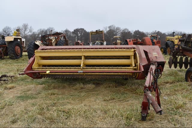 Image of New Holland 489 equipment image 1