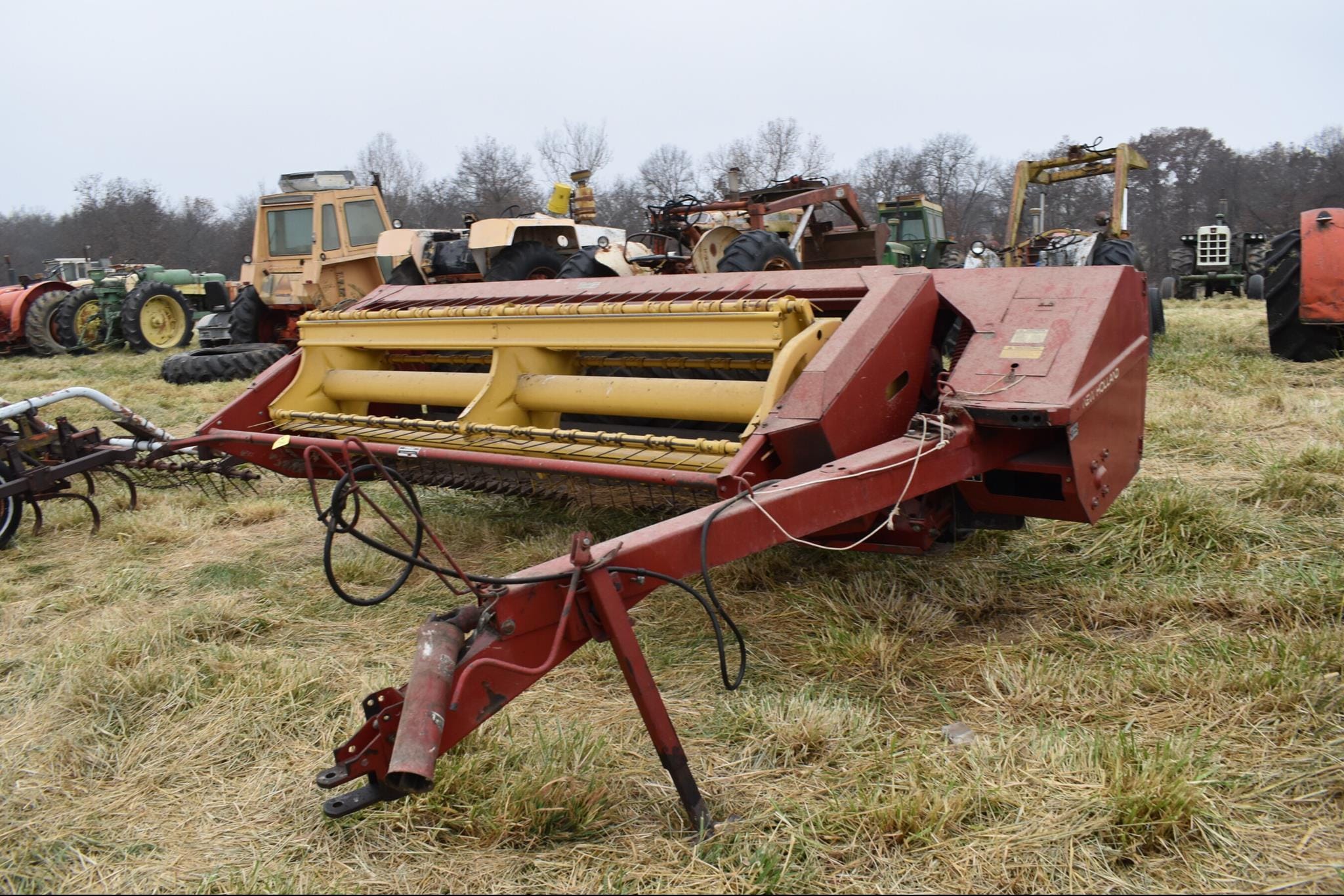 New Holland 489 Equipment Image0