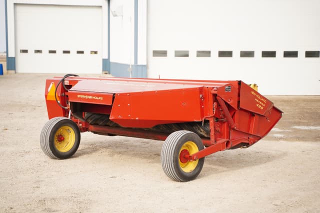 Image of New Holland 489 equipment image 4