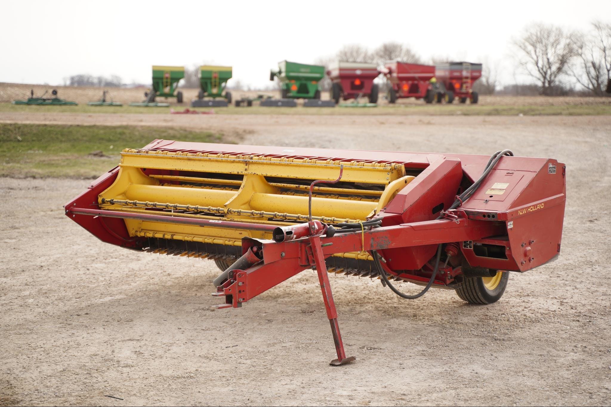 New Holland 489 Equipment Image0