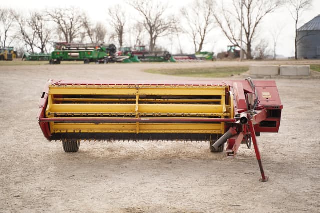 Image of New Holland 489 equipment image 1