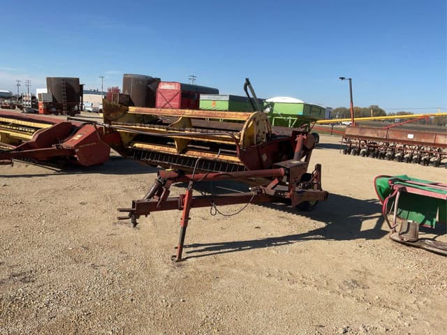 Image of New Holland 479 equipment image 2