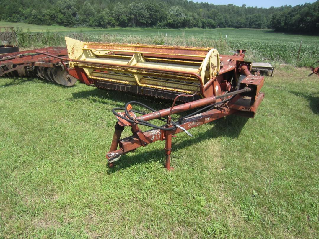 Image of New Holland 479 Primary image