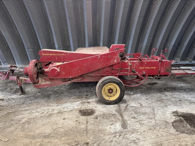 Image of New Holland Hayliner 273 equipment image 2