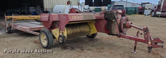Image of New Holland Hayliner 273 equipment image 2