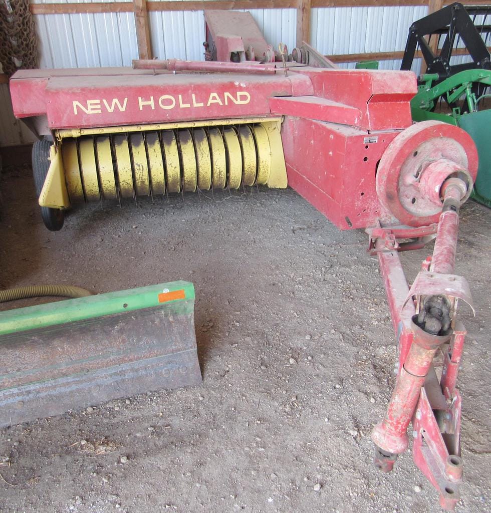 Main image New Holland Hayliner 273