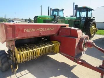 Main image New Holland Hayliner 276