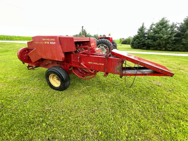 Image of New Holland Hayliner 276 equipment image 2