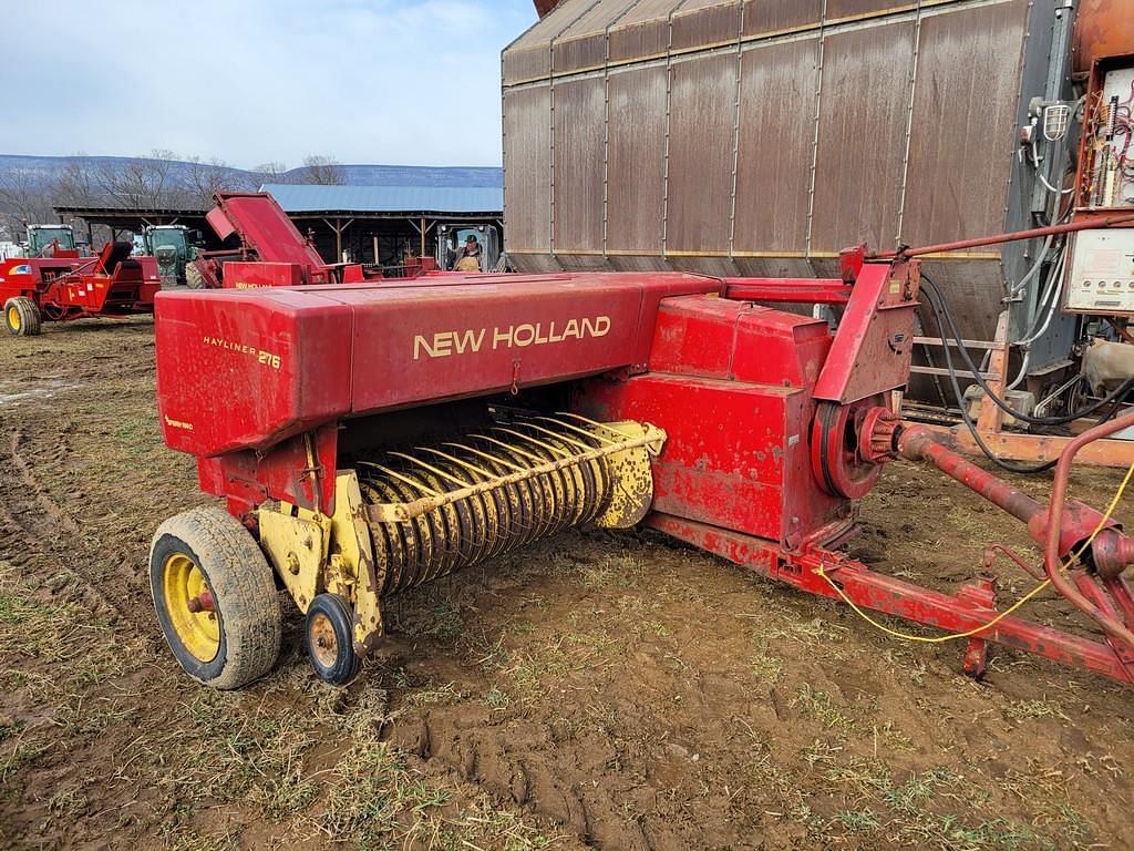 Image of New Holland Hayliner 276 Primary image