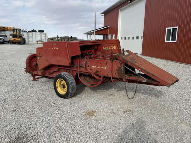 Image of New Holland 276 equipment image 3