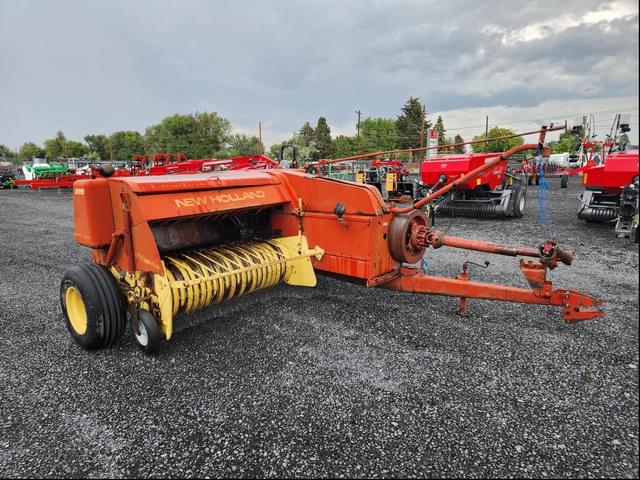 Image of New Holland 285 equipment image 3