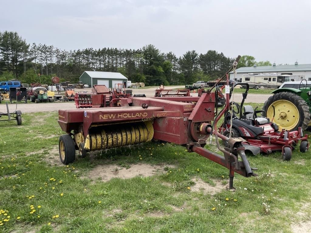 Main image New Holland 310