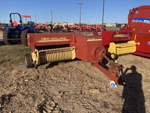 New Holland Hayliner 311 Image