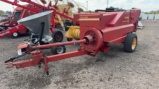 Image of New Holland 311 equipment image 2