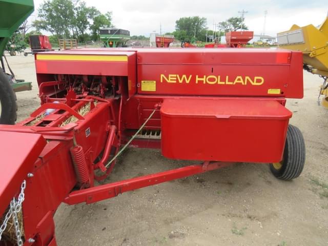Image of New Holland 316 equipment image 4