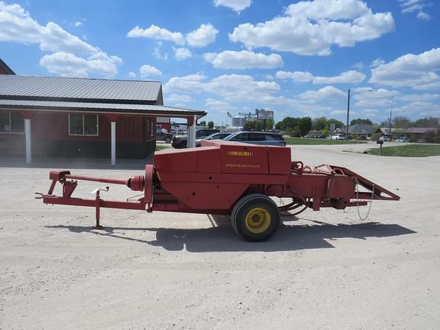 Image of New Holland 316 equipment image 2