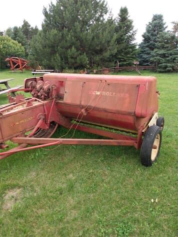 Main image New Holland Hayliner 68