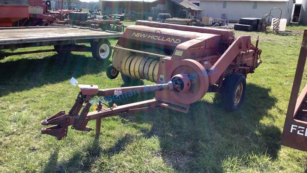 Main image New Holland Hayliner 68