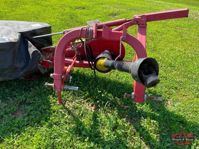 Image of New Holland HM236 equipment image 2