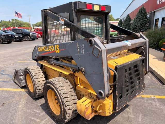 Image of New Holland LX665 equipment image 2