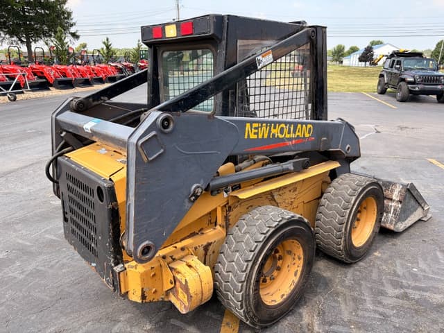 Image of New Holland LX665 equipment image 4