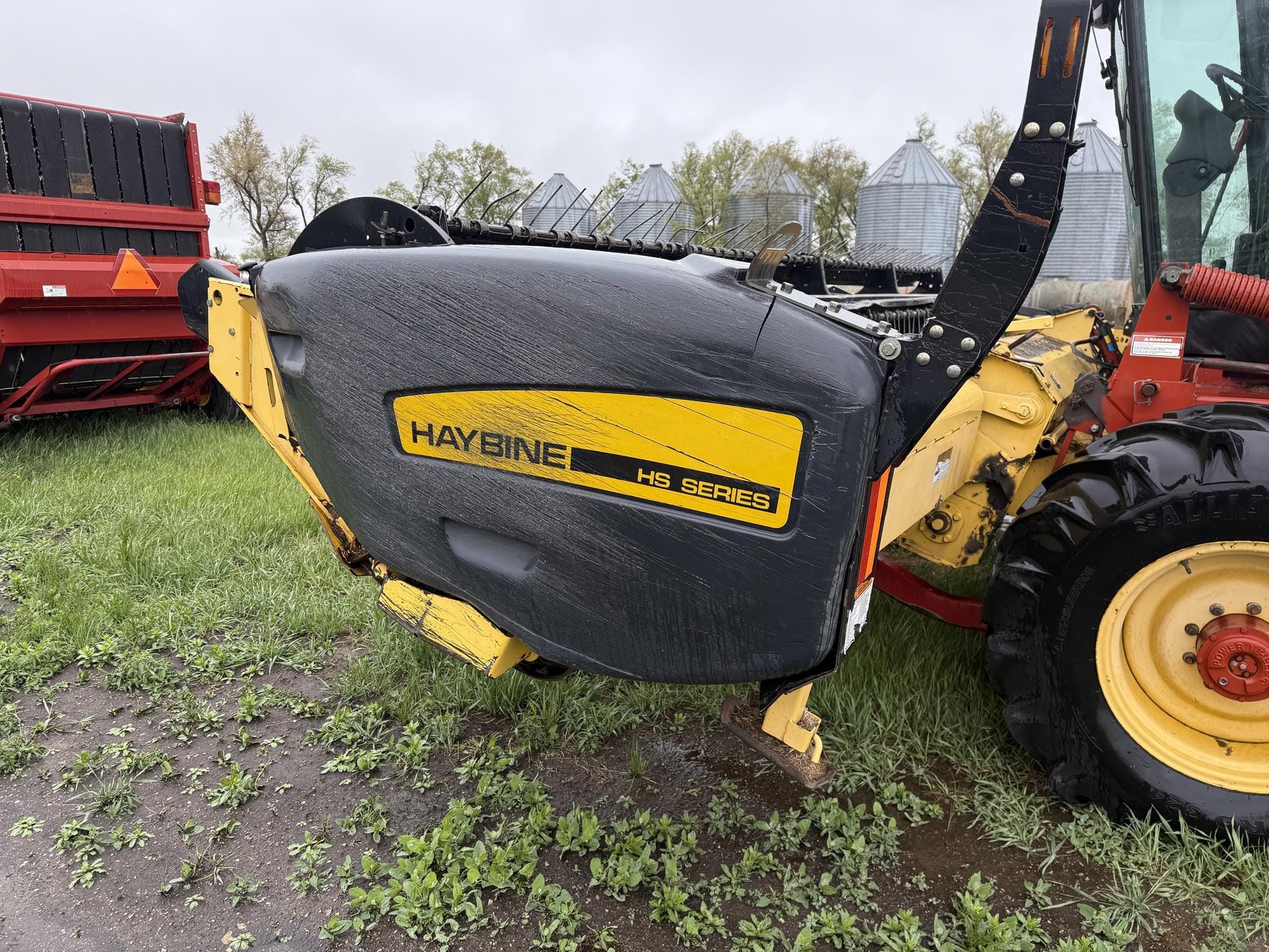 Main image New Holland Haybine 18HS