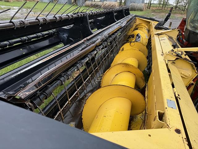 Image of New Holland Haybine 18HS equipment image 2