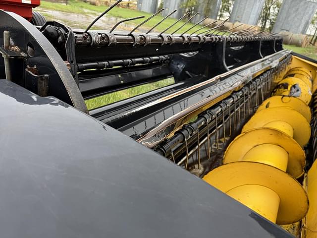 Image of New Holland Haybine 18HS equipment image 3