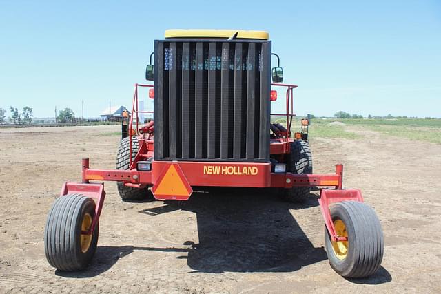 Image of New Holland HW300 equipment image 3