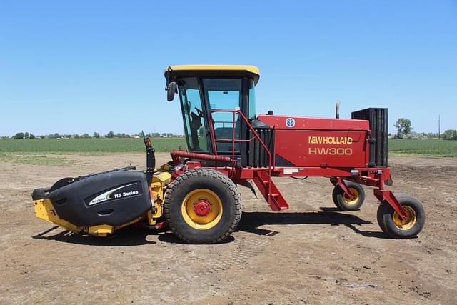 Image of New Holland HW300 equipment image 1