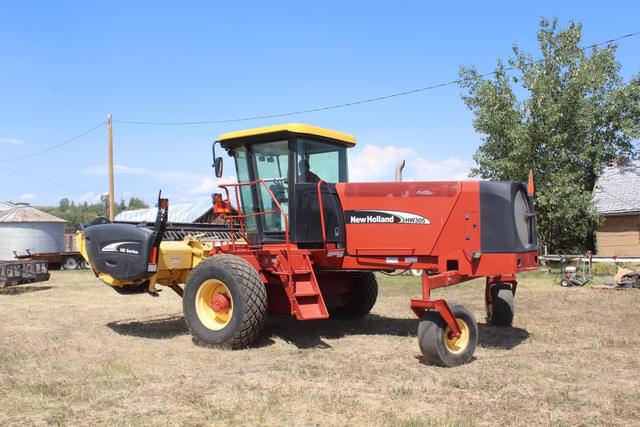 Image of New Holland HW305 equipment image 3