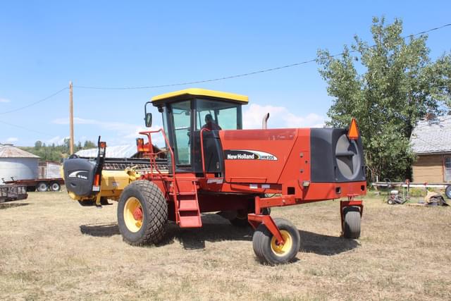 Image of New Holland HW305 equipment image 4