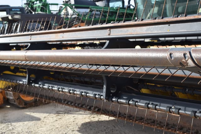 Image of New Holland HW320 equipment image 3