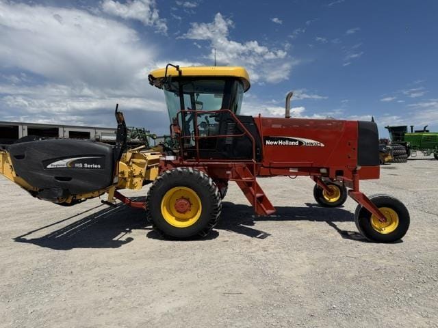 New Holland HW325 Equipment Image0