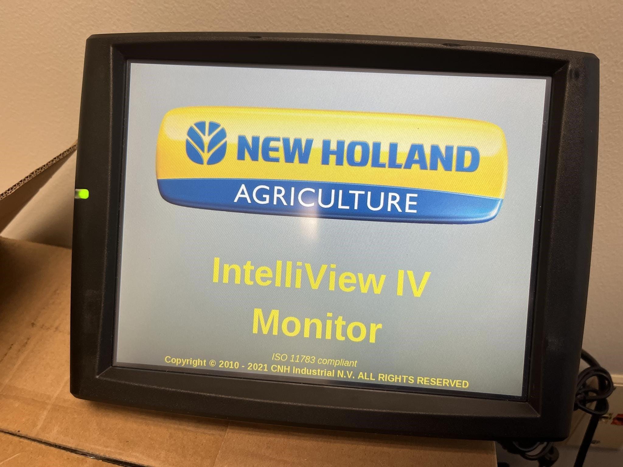 New Holland IntelliView IV Equipment Image0