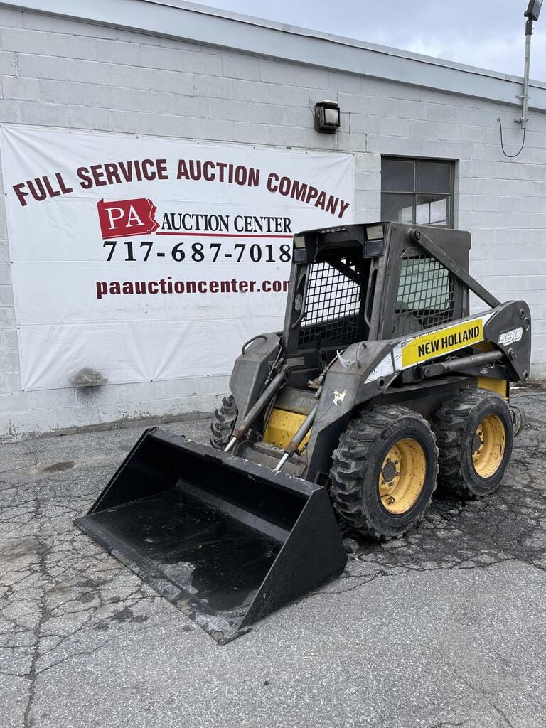 Main image New Holland L150