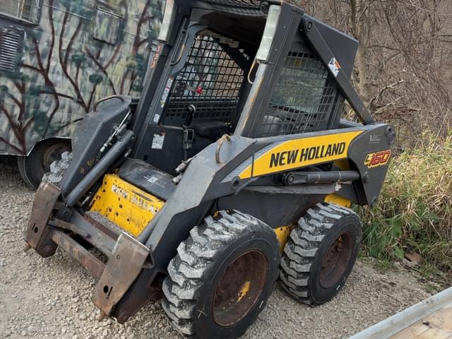 Image of New Holland L160 equipment image 1