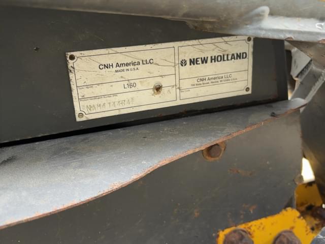 Image of New Holland L160 equipment image 4