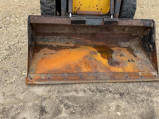 Image of New Holland L170 equipment image 1