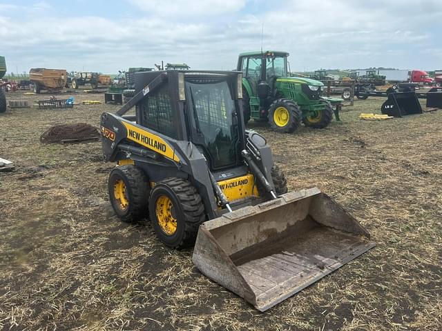 Image of New Holland L170 equipment image 1