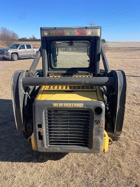 Image of New Holland L170 equipment image 4