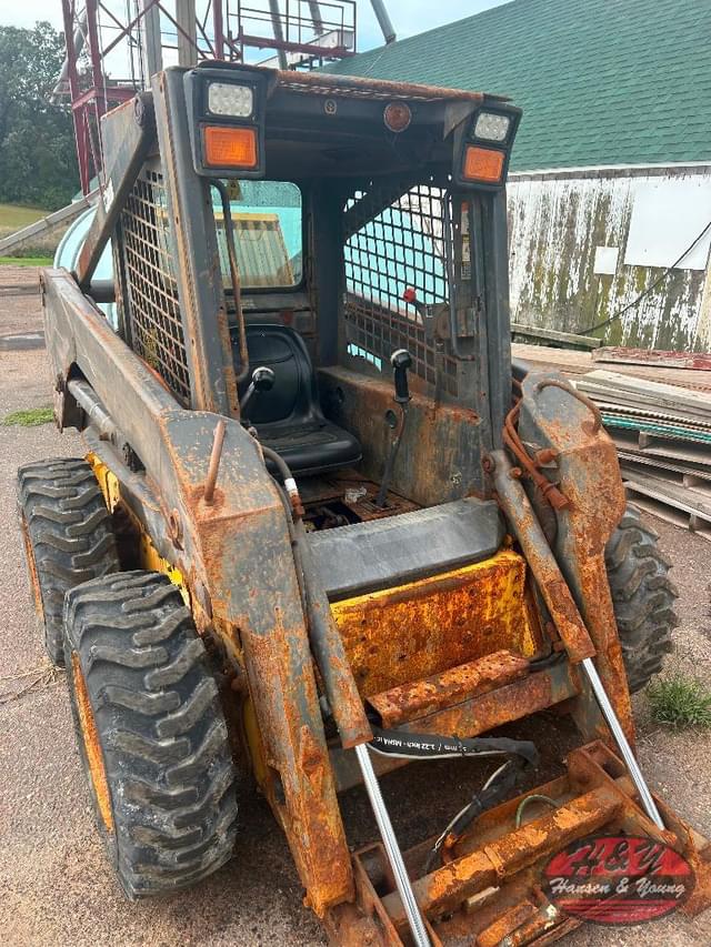Image of New Holland L170 equipment image 1
