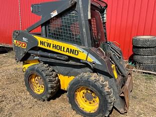 New Holland L170 Equipment Image0