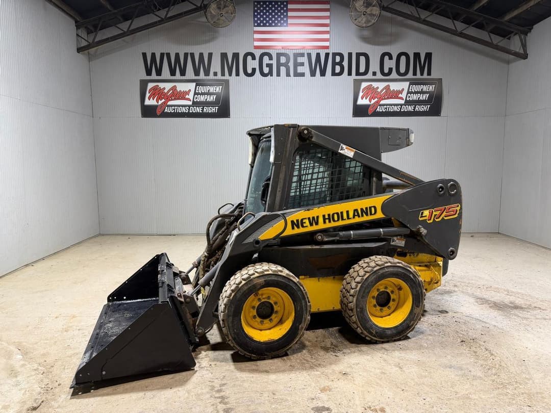 Image of New Holland L175 Primary image