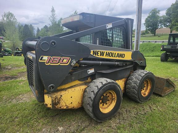 Image of New Holland L180 equipment image 2
