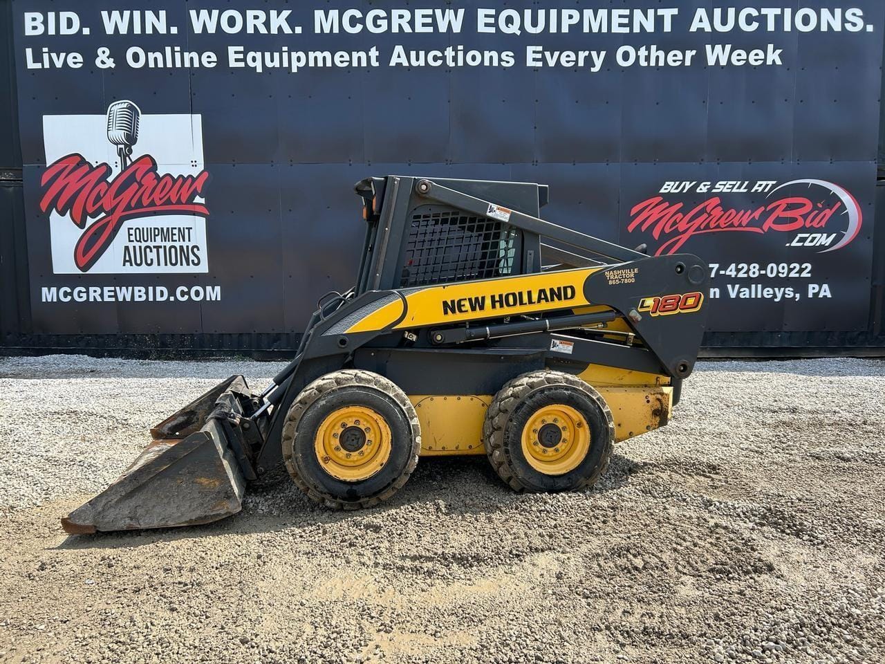 New Holland L180 Equipment Image0